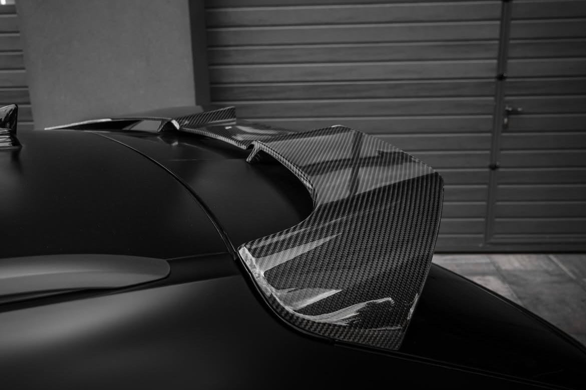 Carbon fibre rear spoiler Audi RS6 C8
