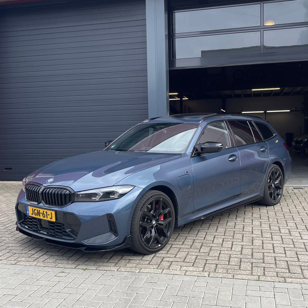 Front splitter hoogglans zwart BMW 3-serie G20/21 LCI M-Performance style