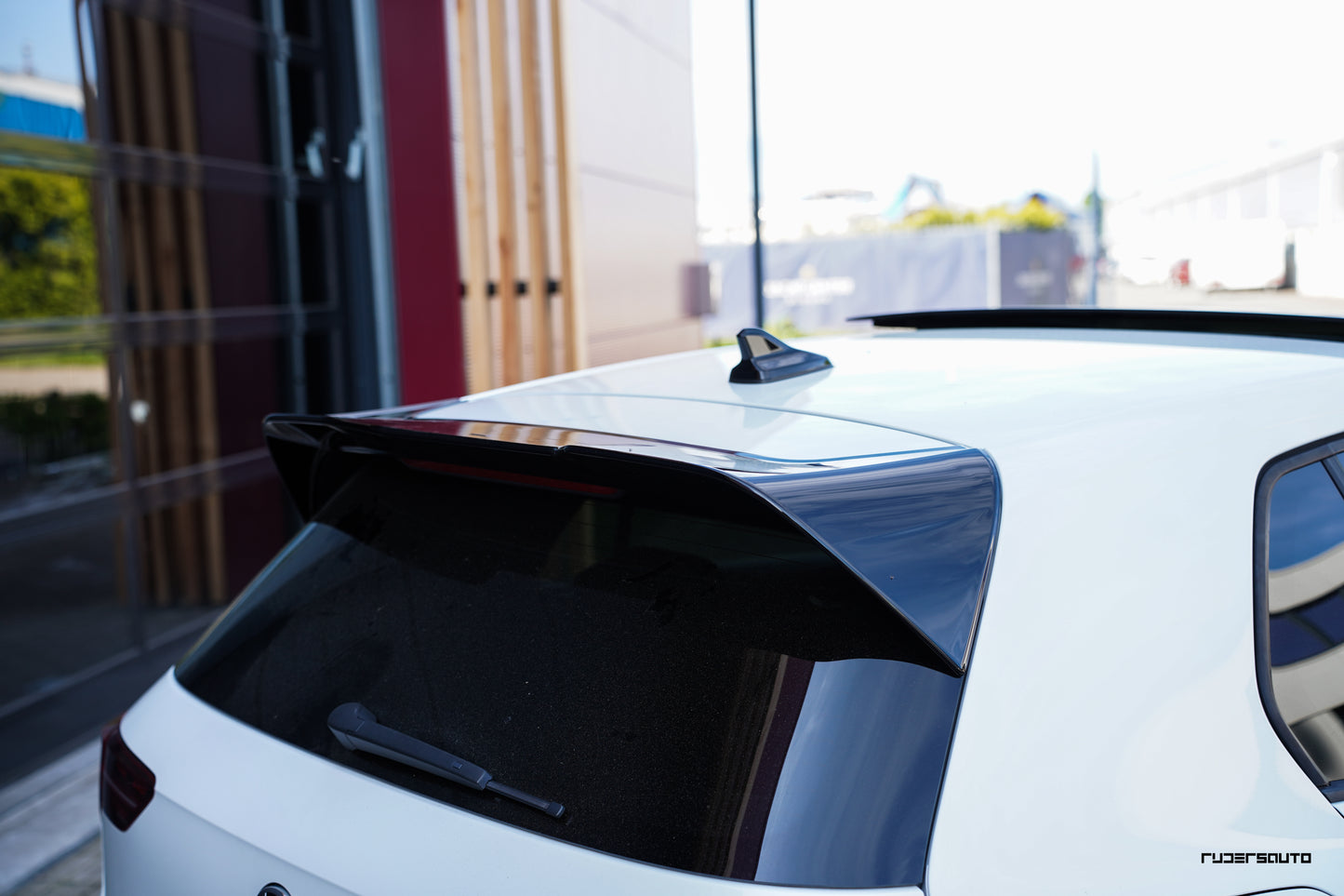 Rear spoiler VW Golf 8 - Zaero Design