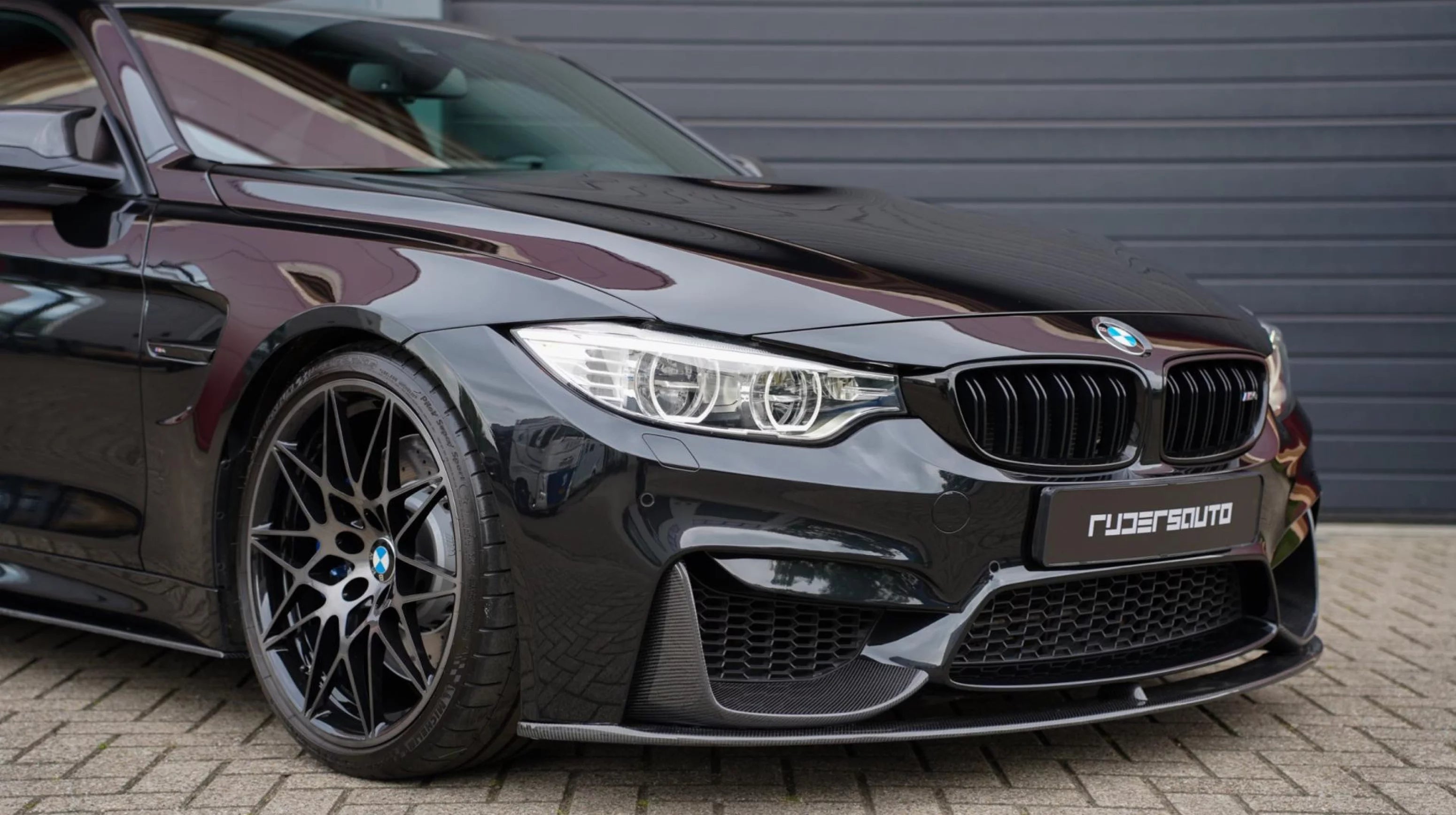Front splitter carbon fibre M-performance style BMW M3/M4 (F80/F82/F83)