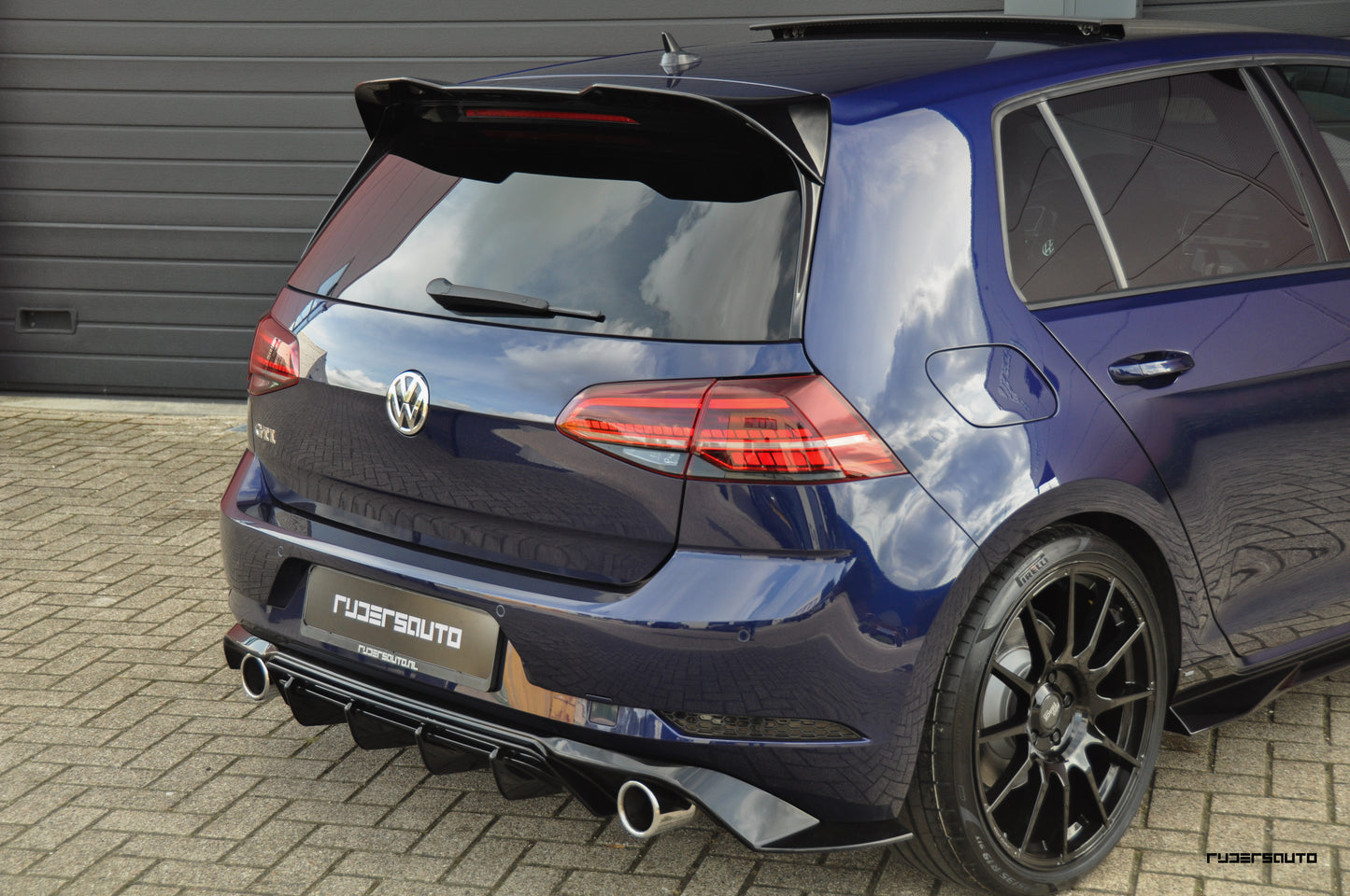 Rear spoiler VW Golf 7/7.5 - Zaero Design