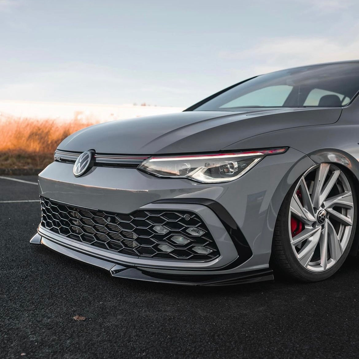 Front splitter VW Golf 8 - Zaero Design