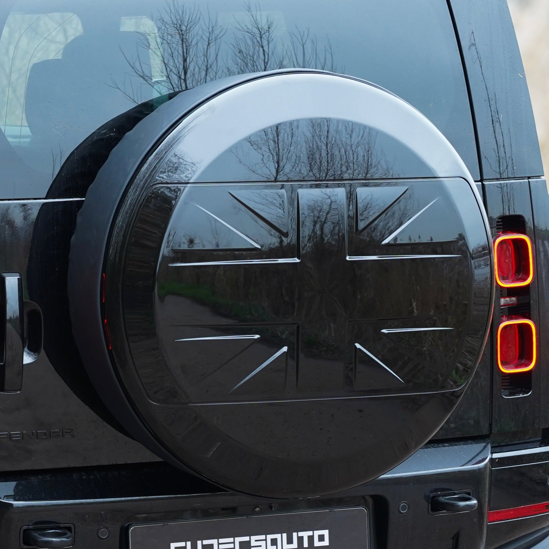 Land Rover Defender L663 90, 110 & 130 Reservewiel Cover Hoogglans Zwart (2020+)