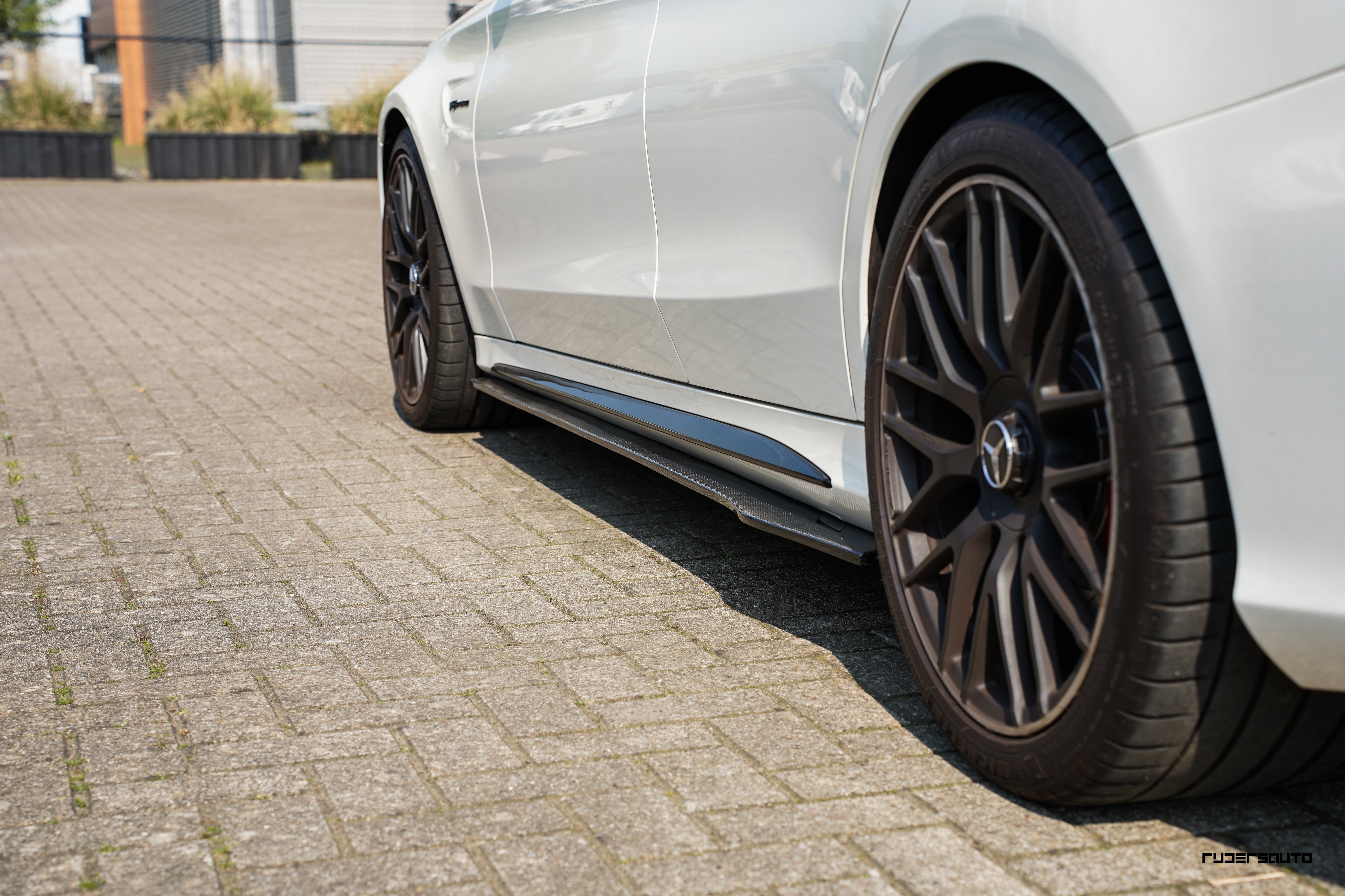 Carbon fibre side skirts Mercedes C63 W205