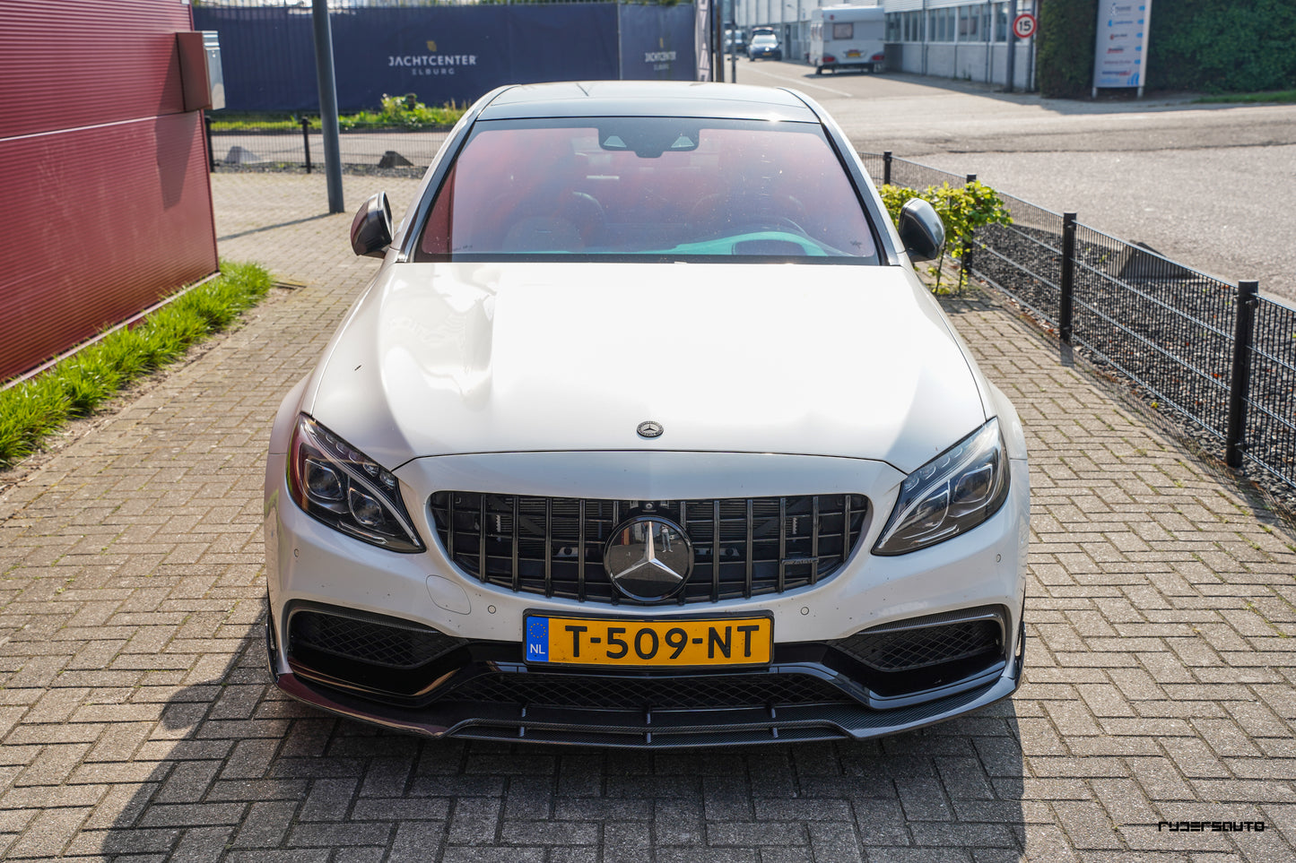 Carbon fibre front splitter Mercedes C63 W205