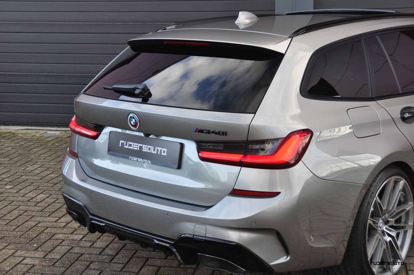 Diffuser hoogglans zwart BMW 3-serie G20/21 M-Performance style