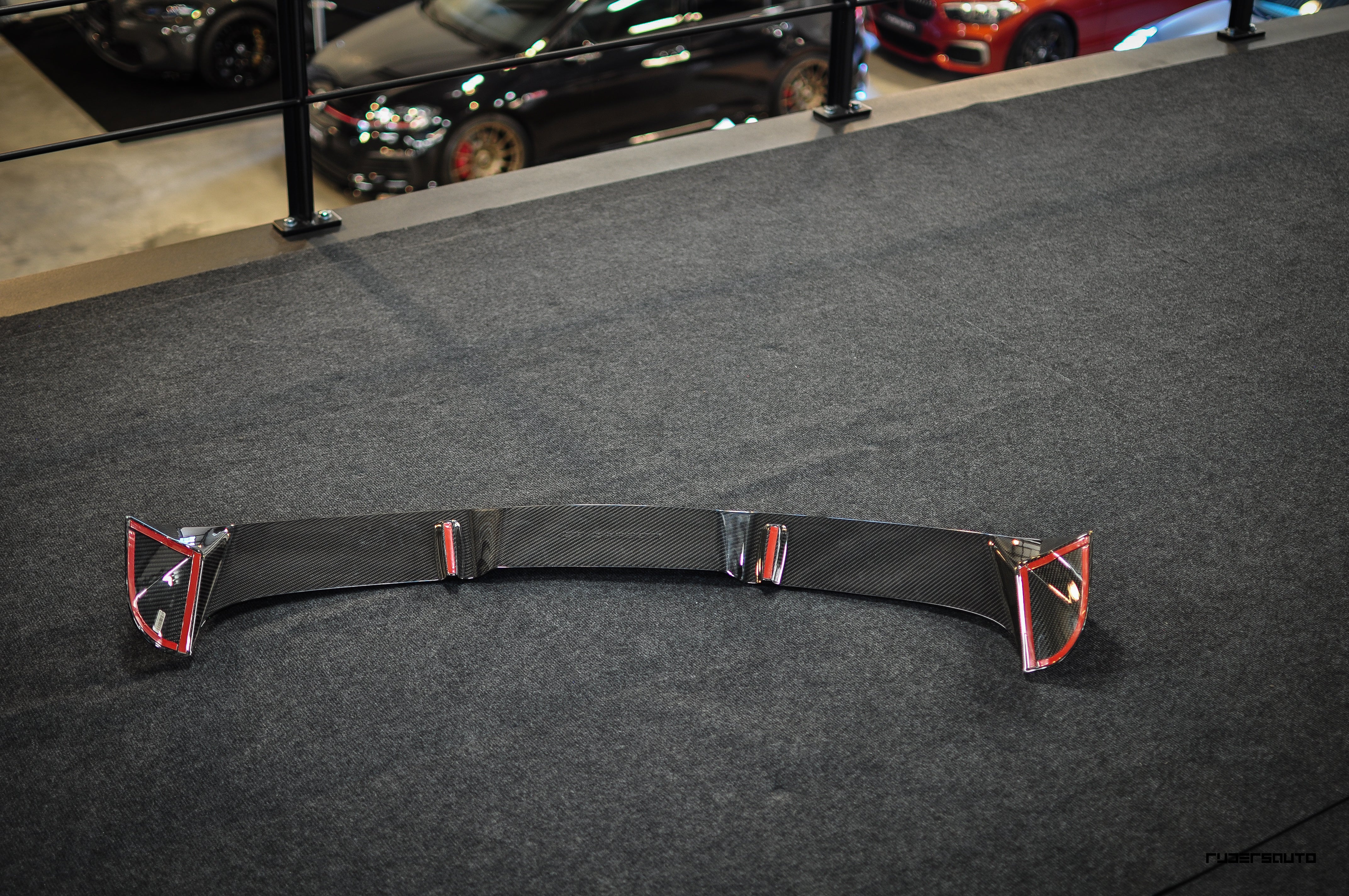 Carbon fibre rear spoiler Audi RS6 C8