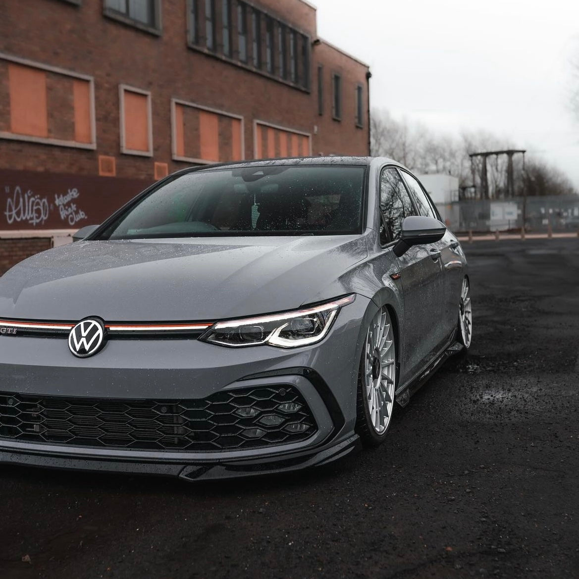 Front splitter VW Golf 8 - Zaero Design