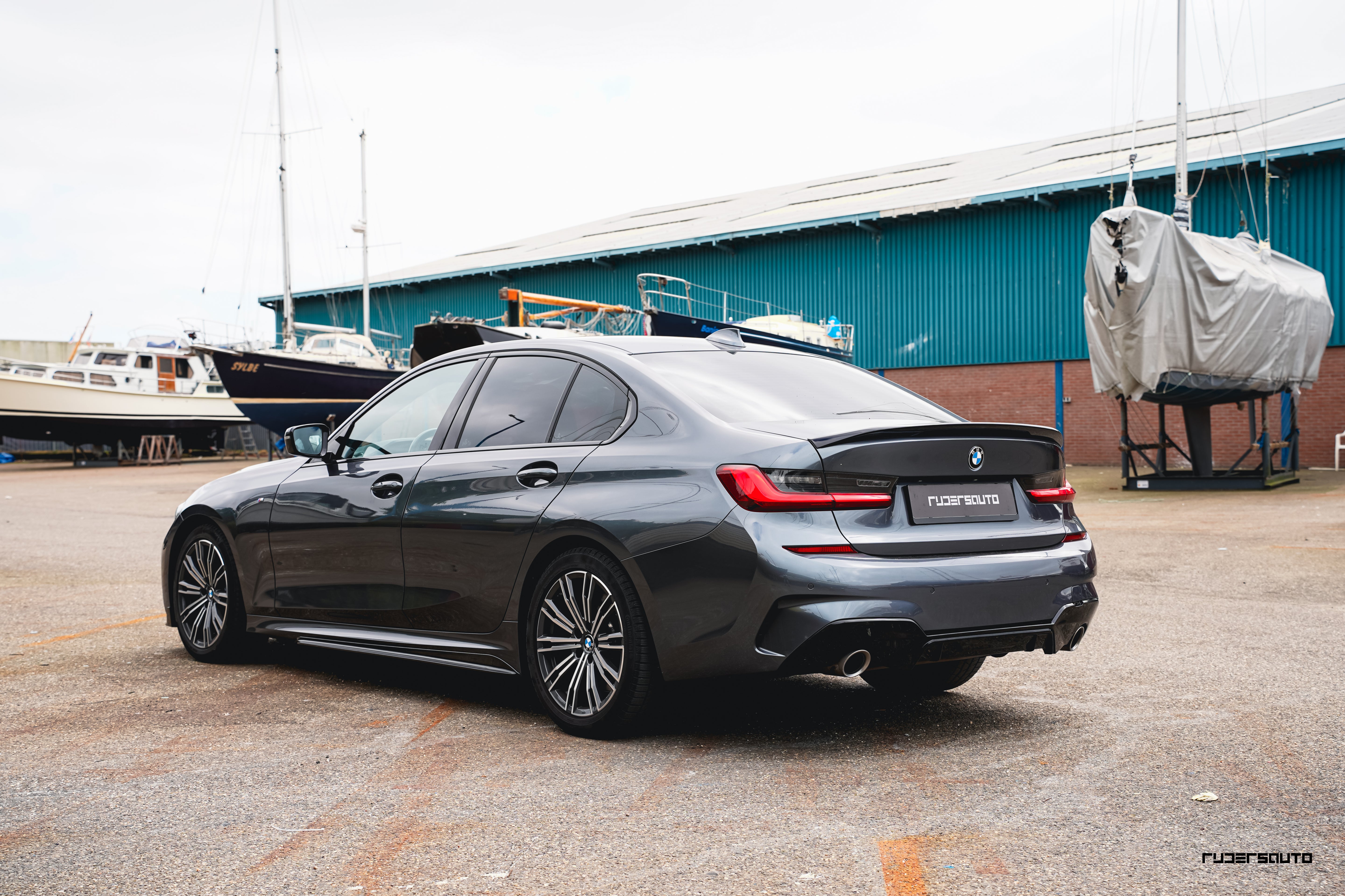 Diffuser hoogglans zwart BMW 3-serie G20/21 M-Performance style