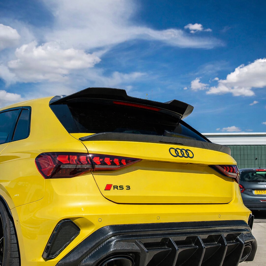 Audi A3/S3/RS3 8Y 2022+ Sportback carbon fibre middle spoiler