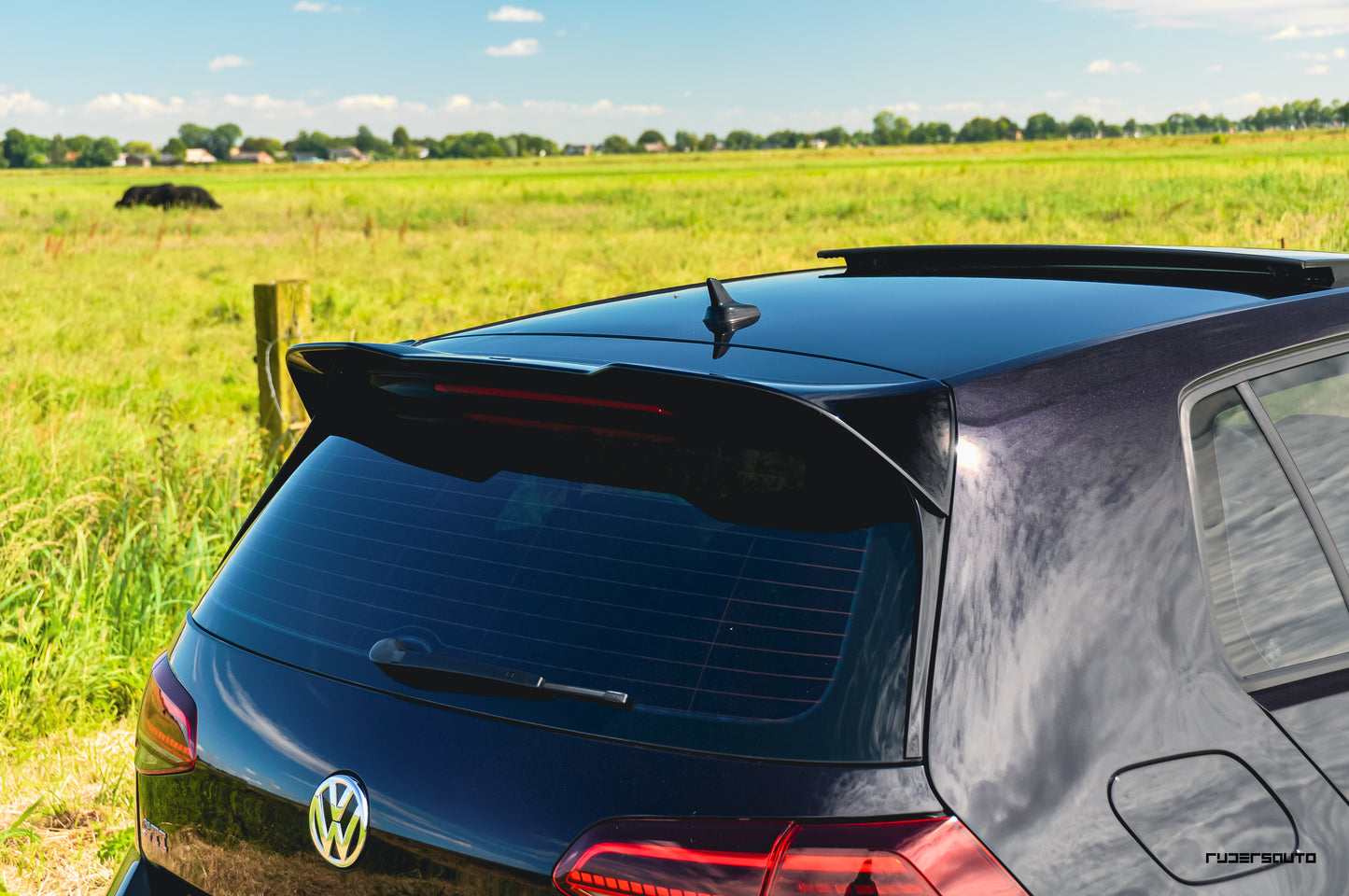 Rear spoiler VW Golf 7/7.5 - Zaero Design