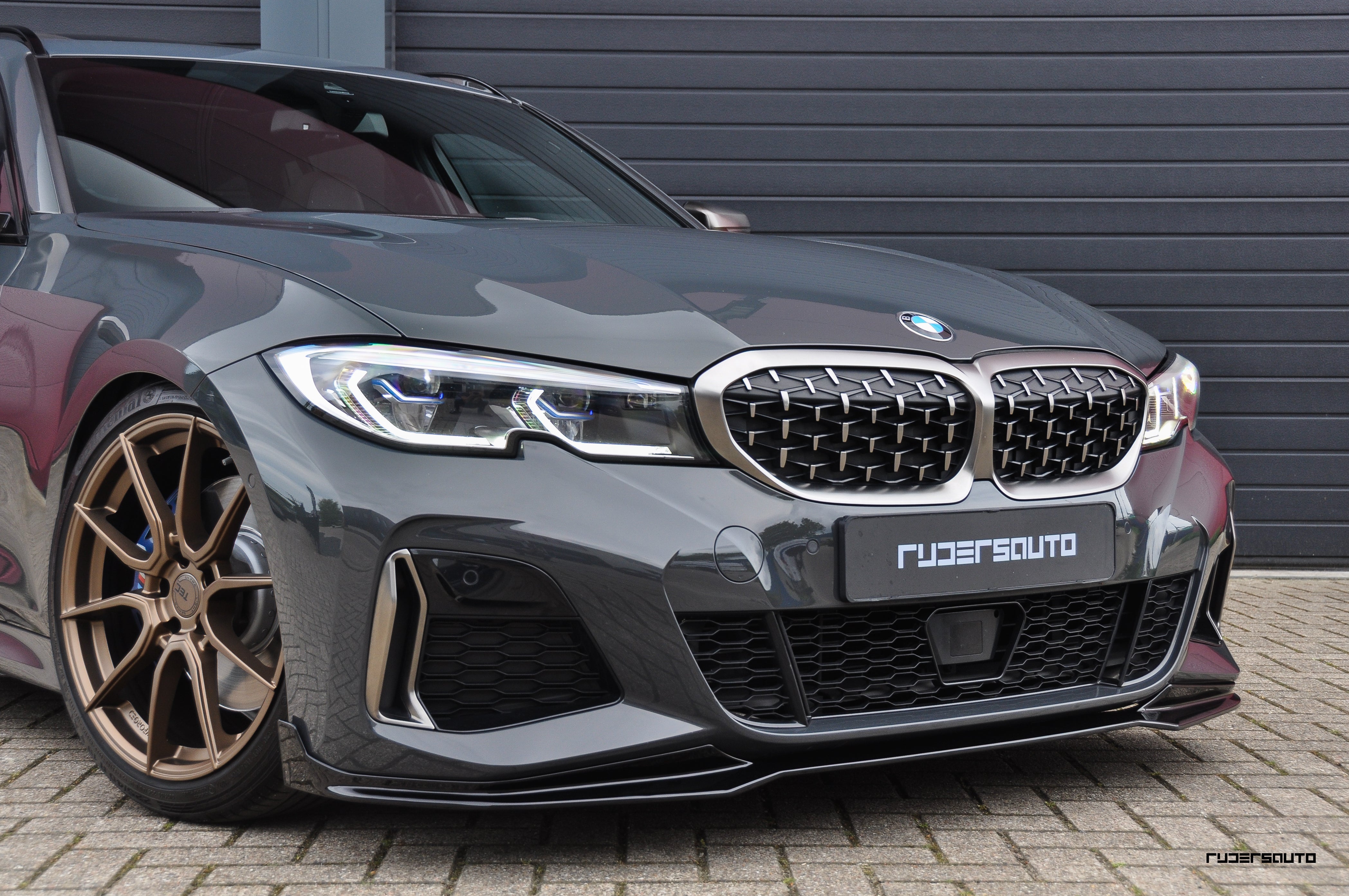 Front splitter hoogglans zwart BMW 3-serie G20/21 M-Performance style