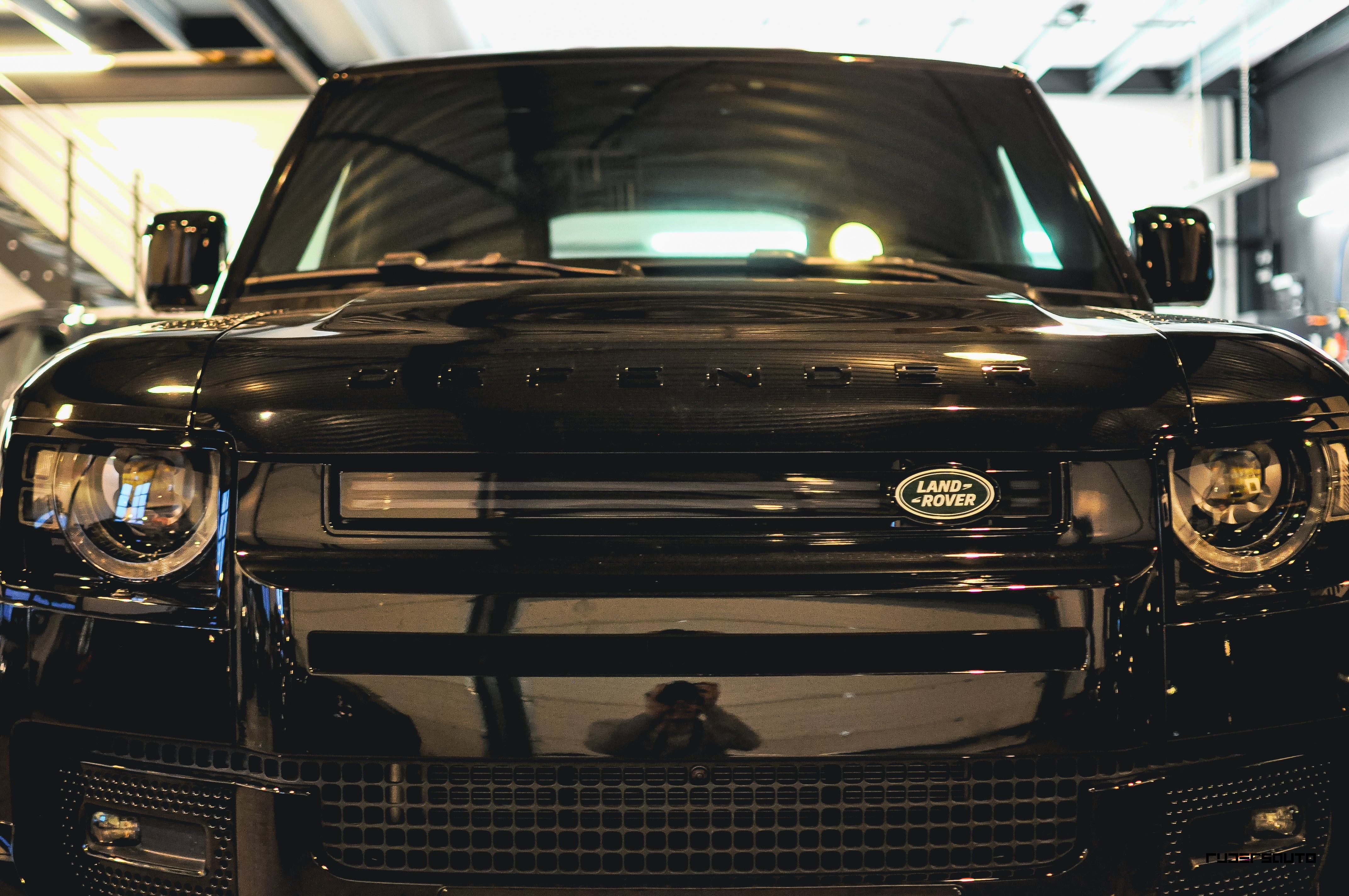 Land Rover Defender L663 90, 110 & 130 Voorbumper LED Grille (2020+)