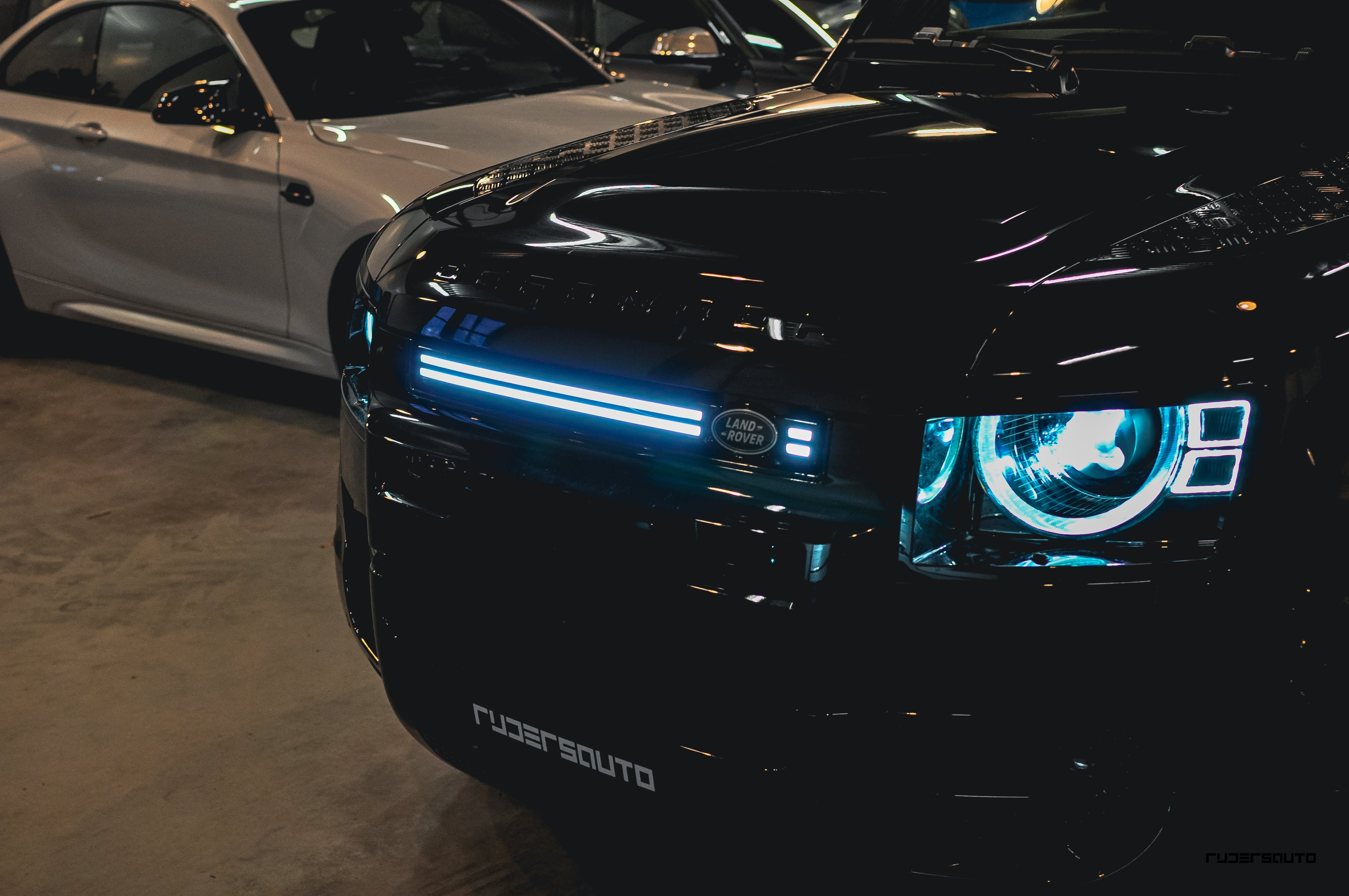 Land Rover Defender L663 90, 110 & 130 Voorbumper LED Grille (2020+)