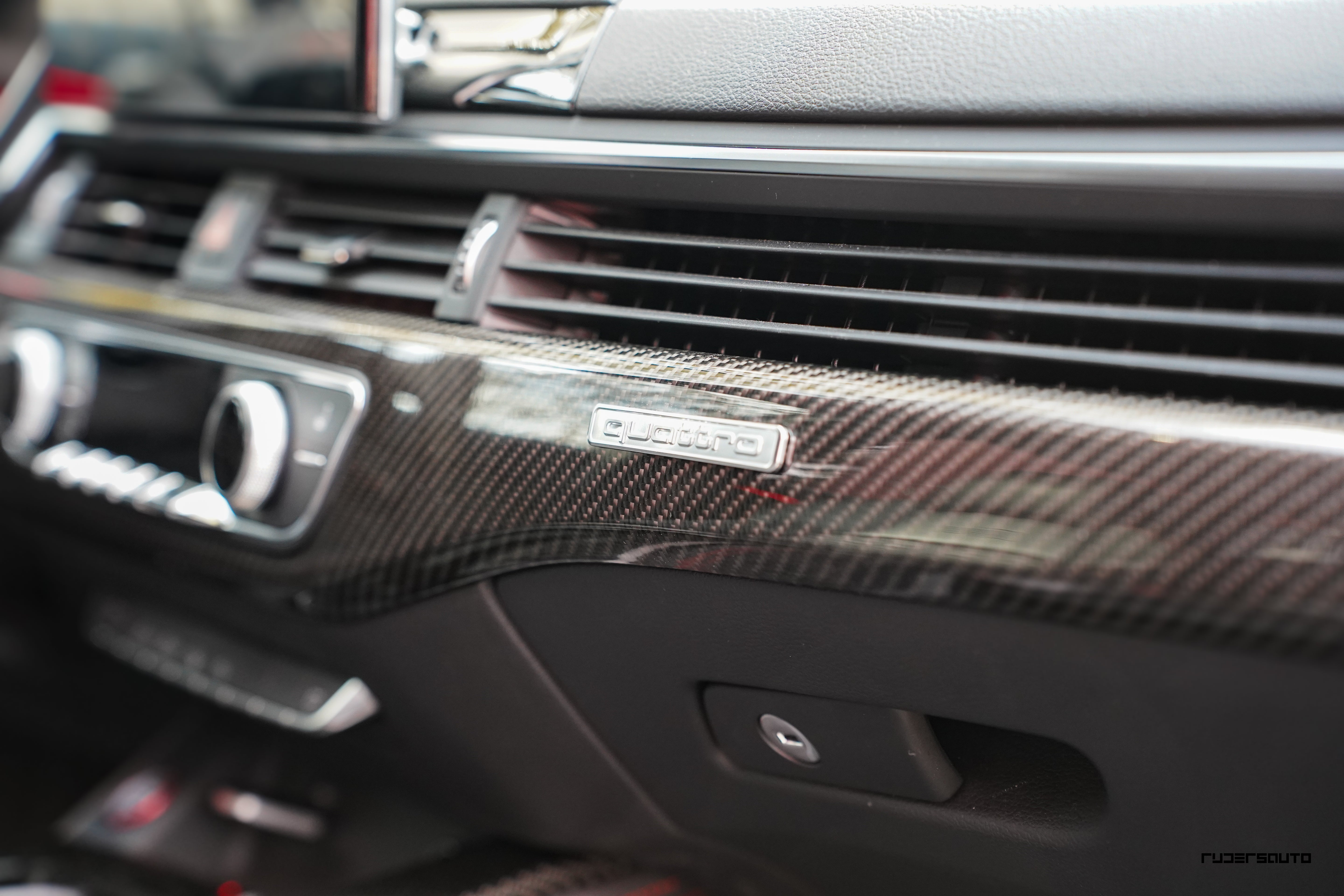 Carbon fibre interieurlijsten Audi RS4 B9 & B9.5