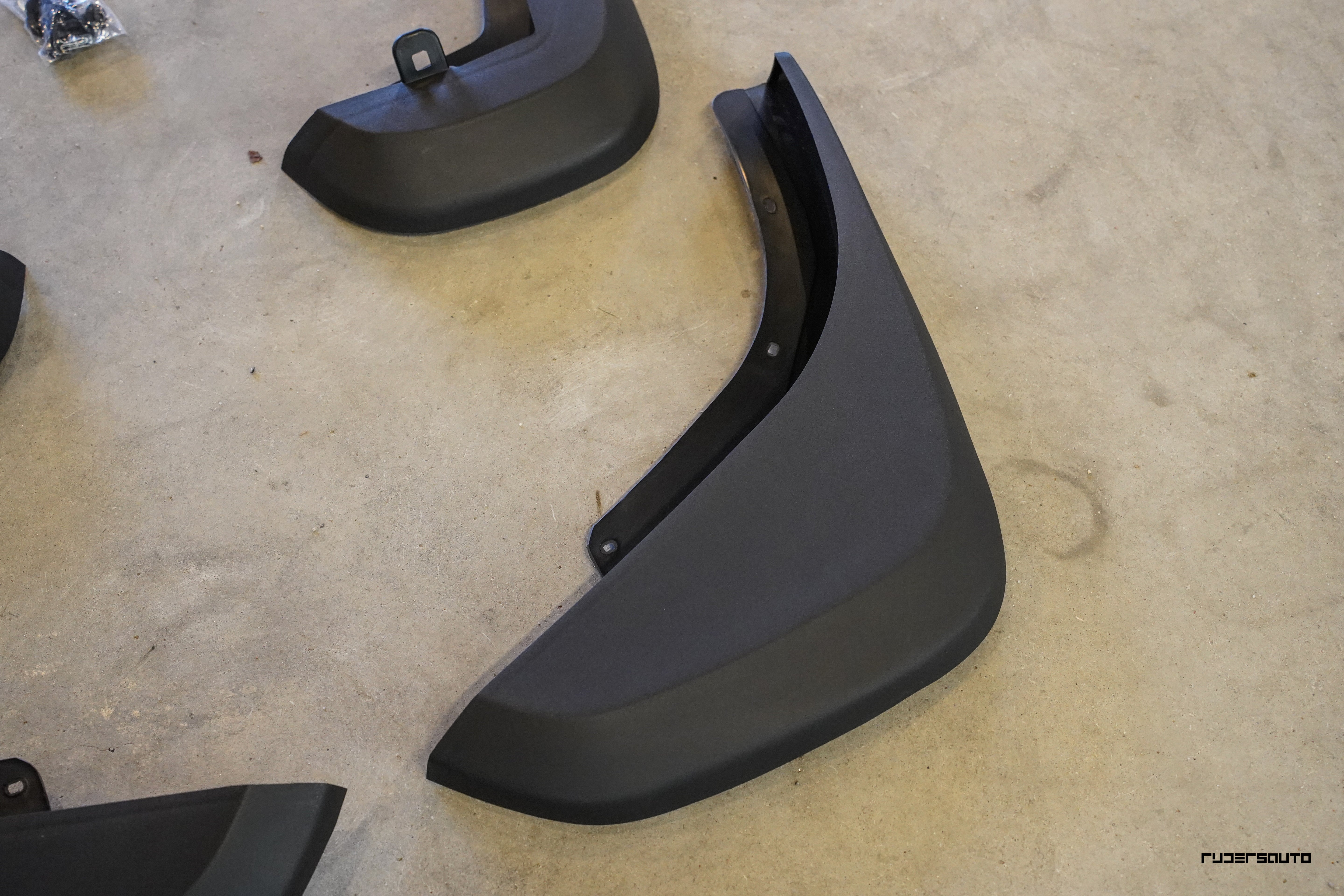 Land Rover Defender L663 90 & 110 Spatlappen Set Kort