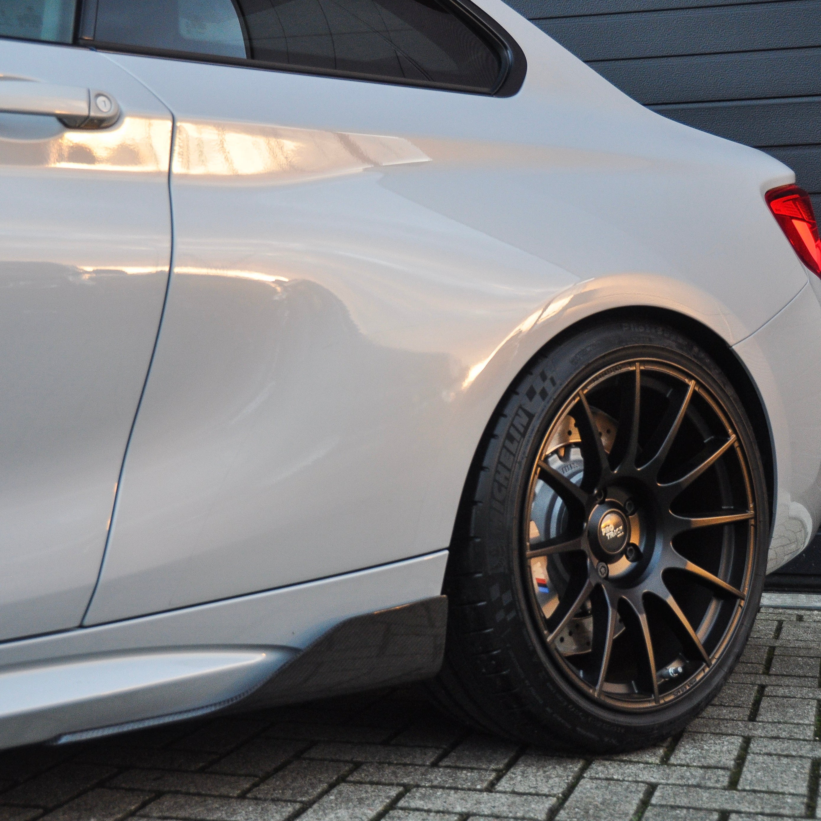 Side skirts carbon fibre M-Perfomance style BMW F87 M2/M2C