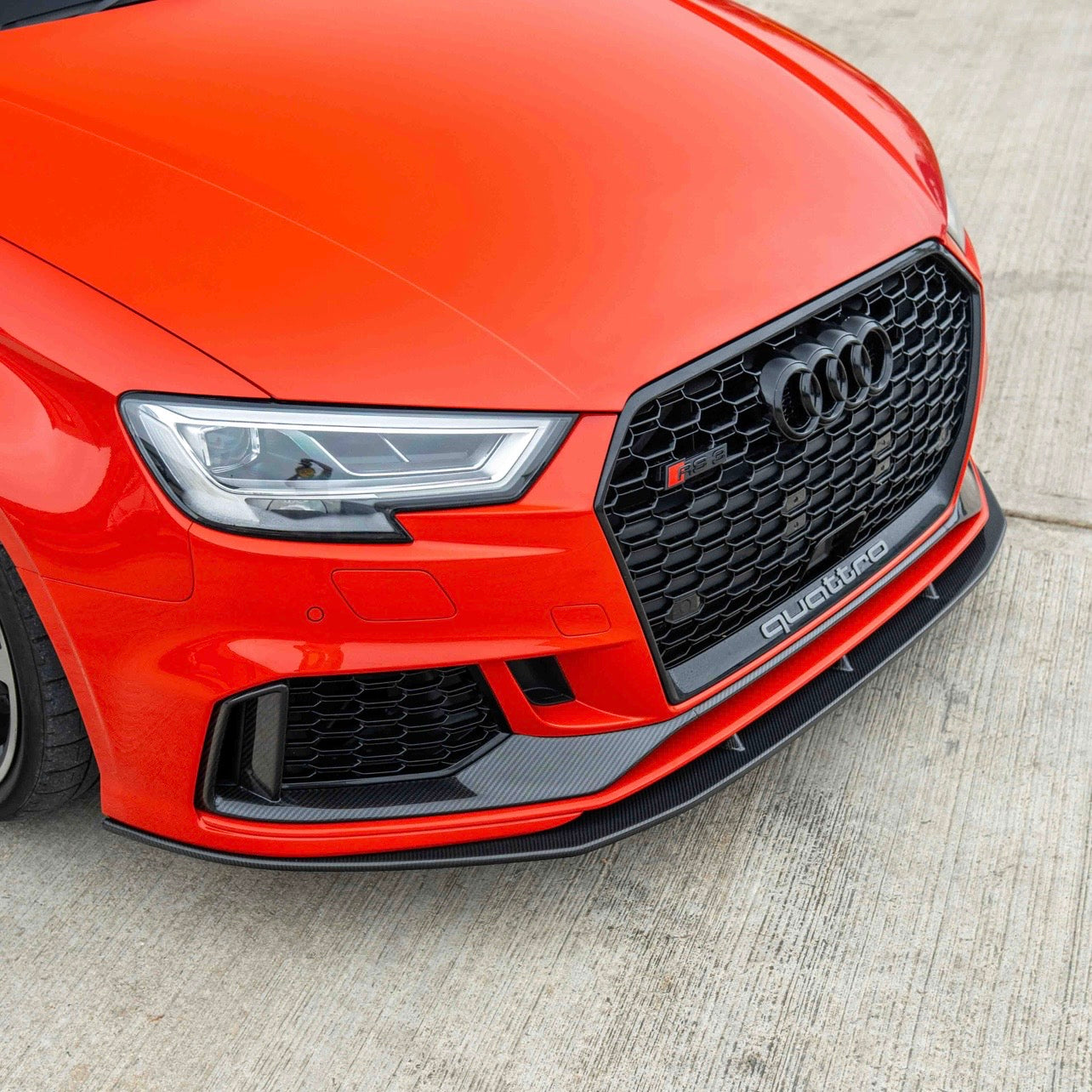 Carbon fibre splitter Audi RS3 8V Sedan