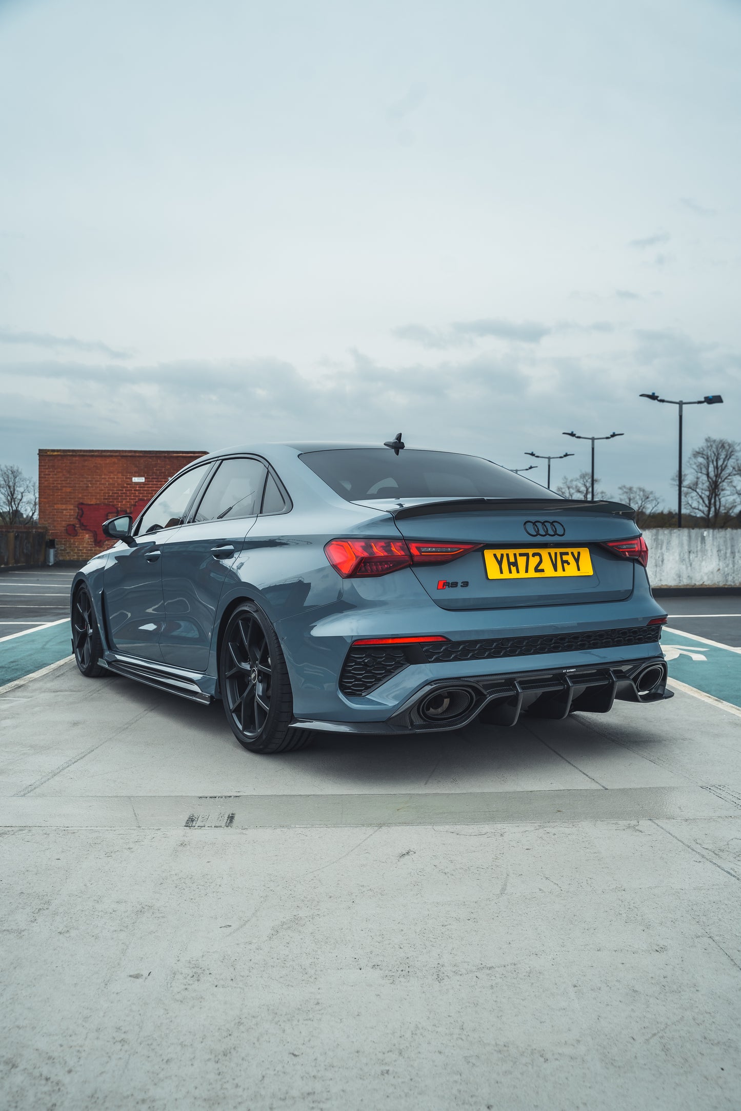 Diffuser carbon fibre Audi RS3 8Y - sedan