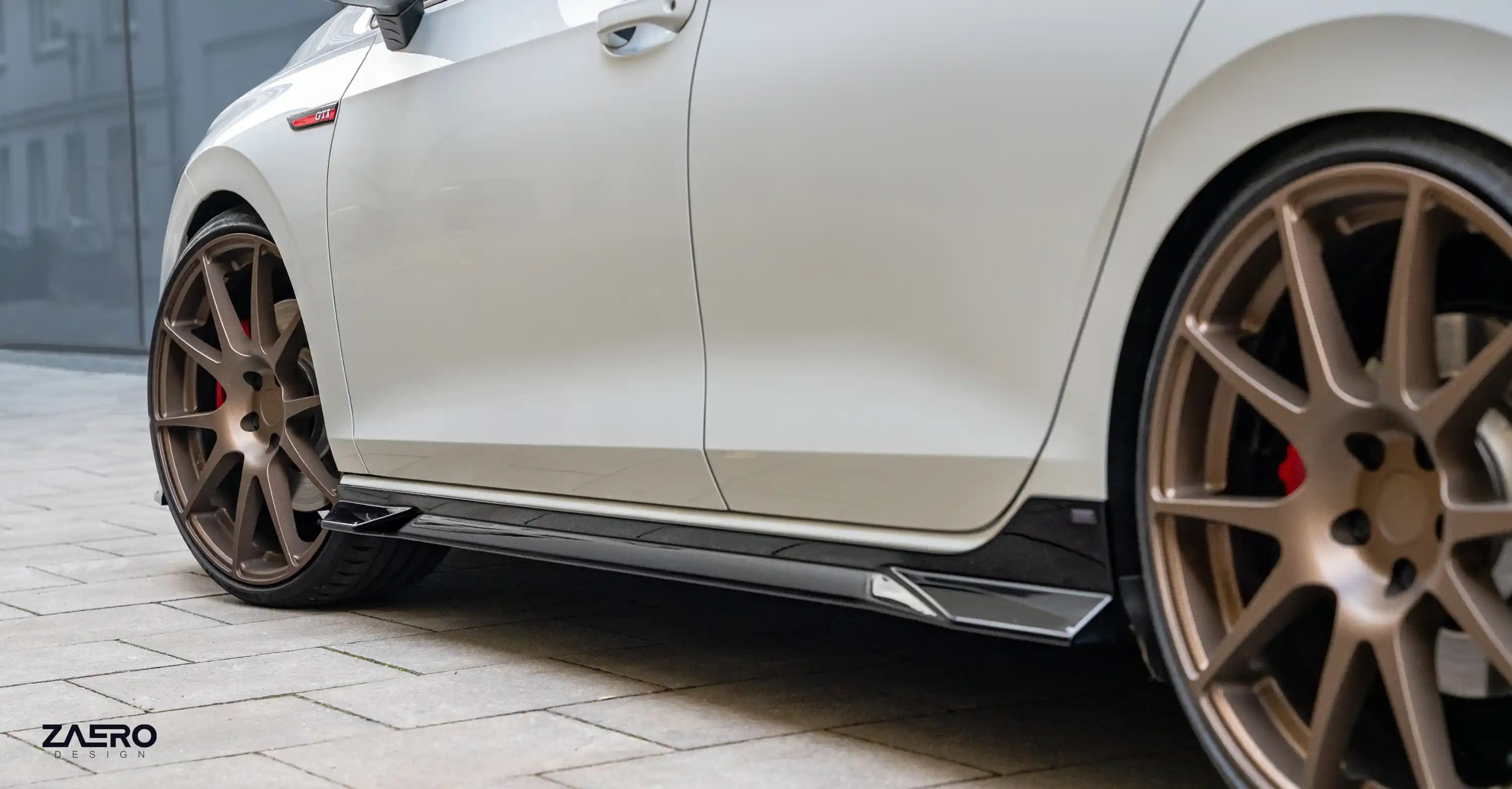 Side skirts VW Golf 8/8.5 - Zaero Design