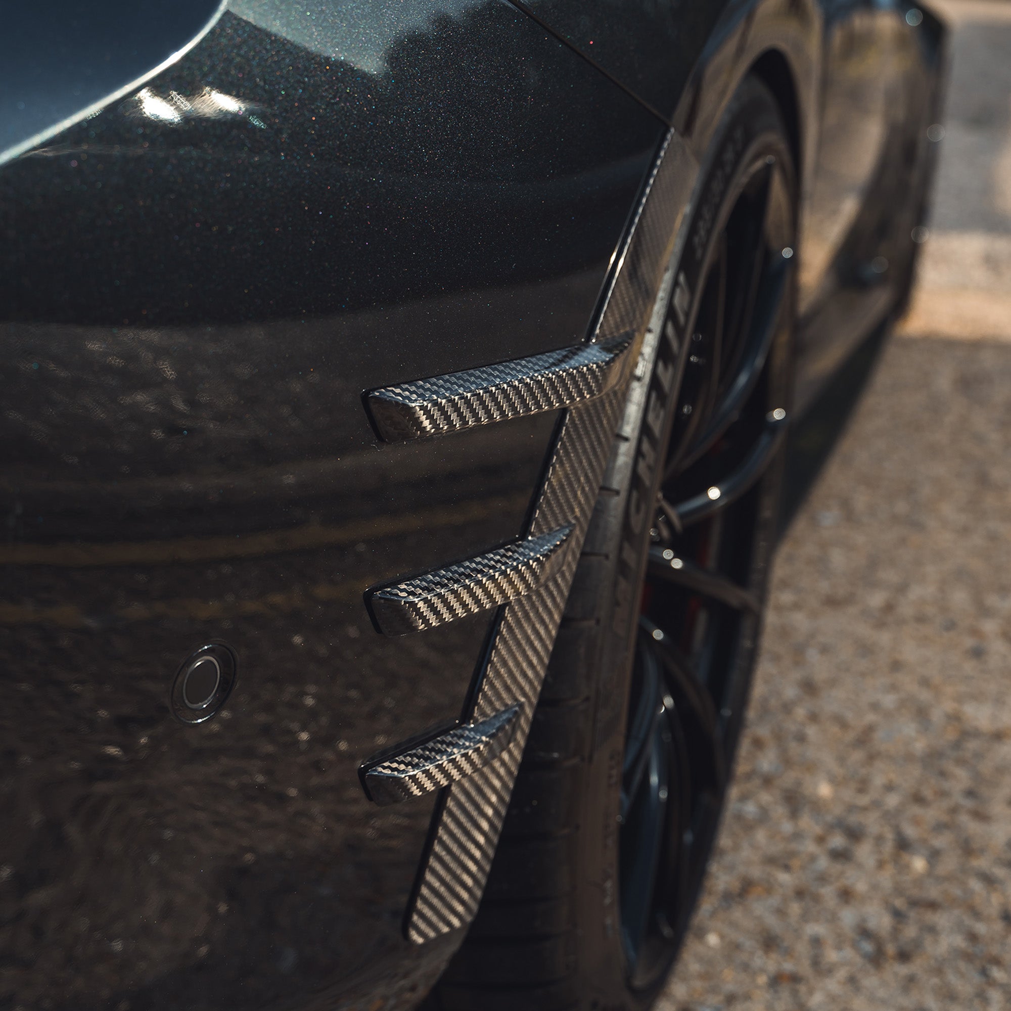 Side fender canards carbon fibre (Achter) BMW G87 M2